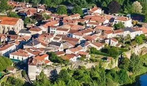 彭水回乡建别墅为什么一定要选专业乡墅公司